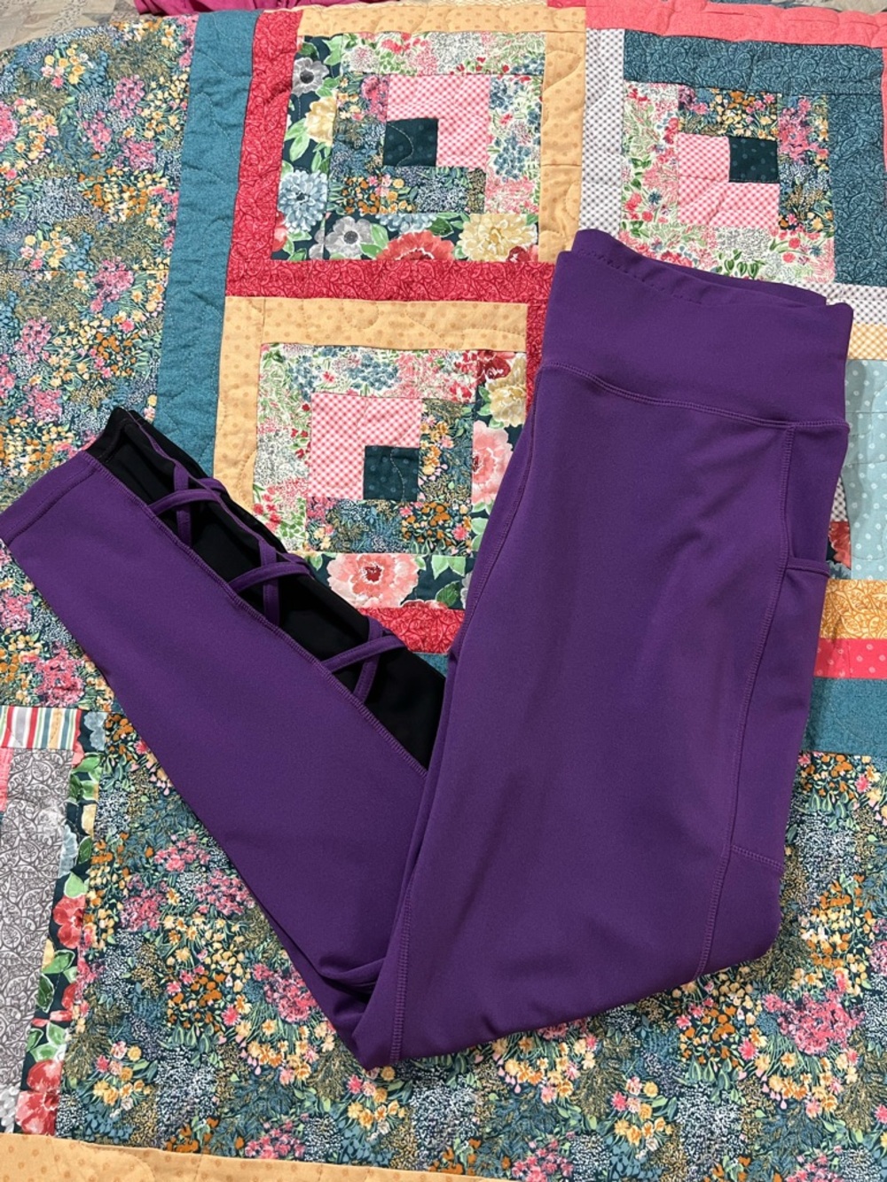 POP Fit Purple Crisscross Side Pocket Leggings